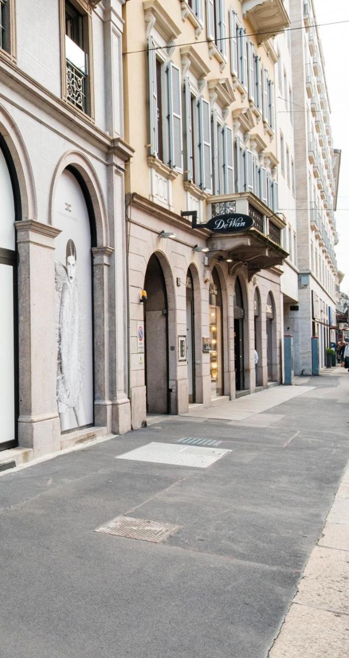 Manzoni 44 * Milan